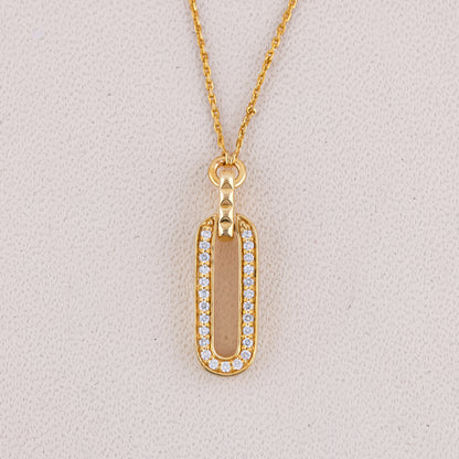 uno necklace​
