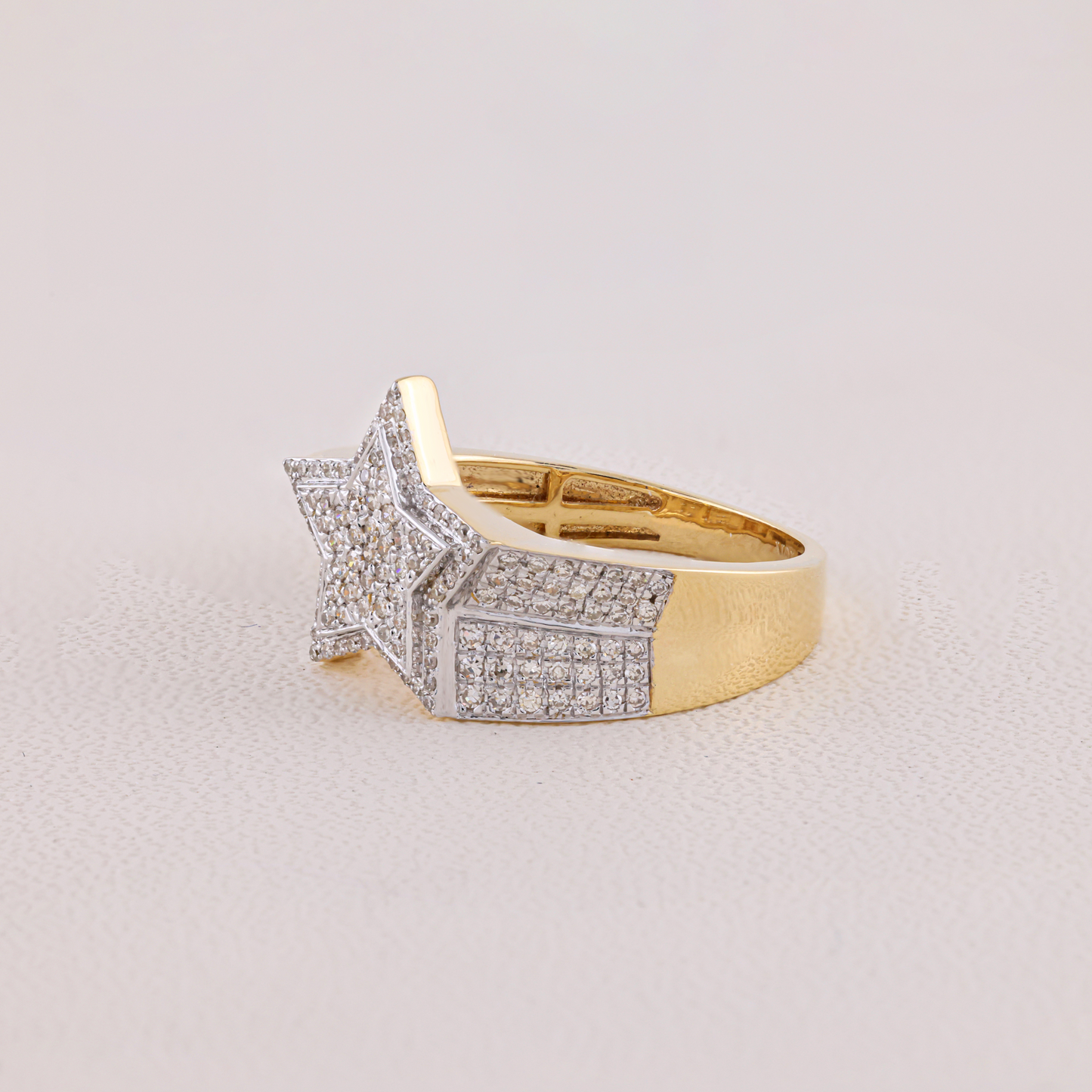 Iced-Out Men’s Star Ring with 0.53CT Diamond
