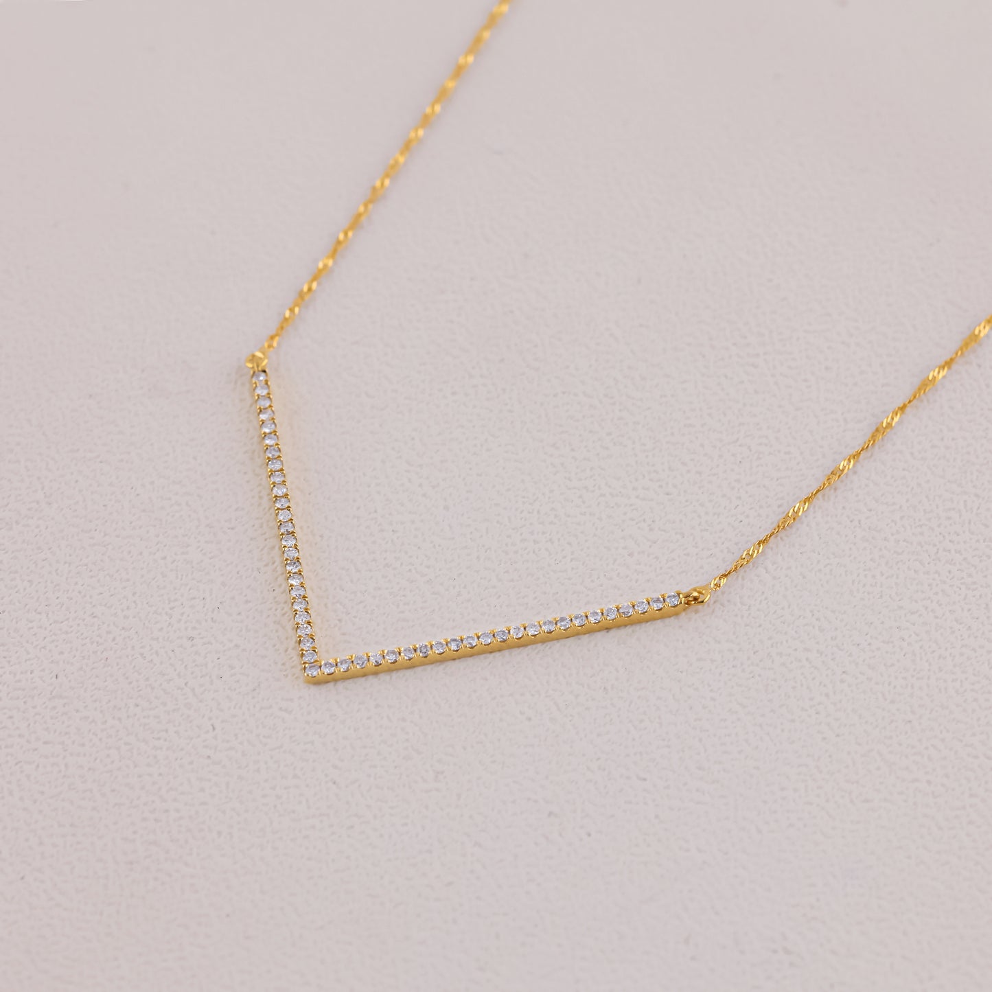 0.30CT Diamond Chevron Necklace for Woomen