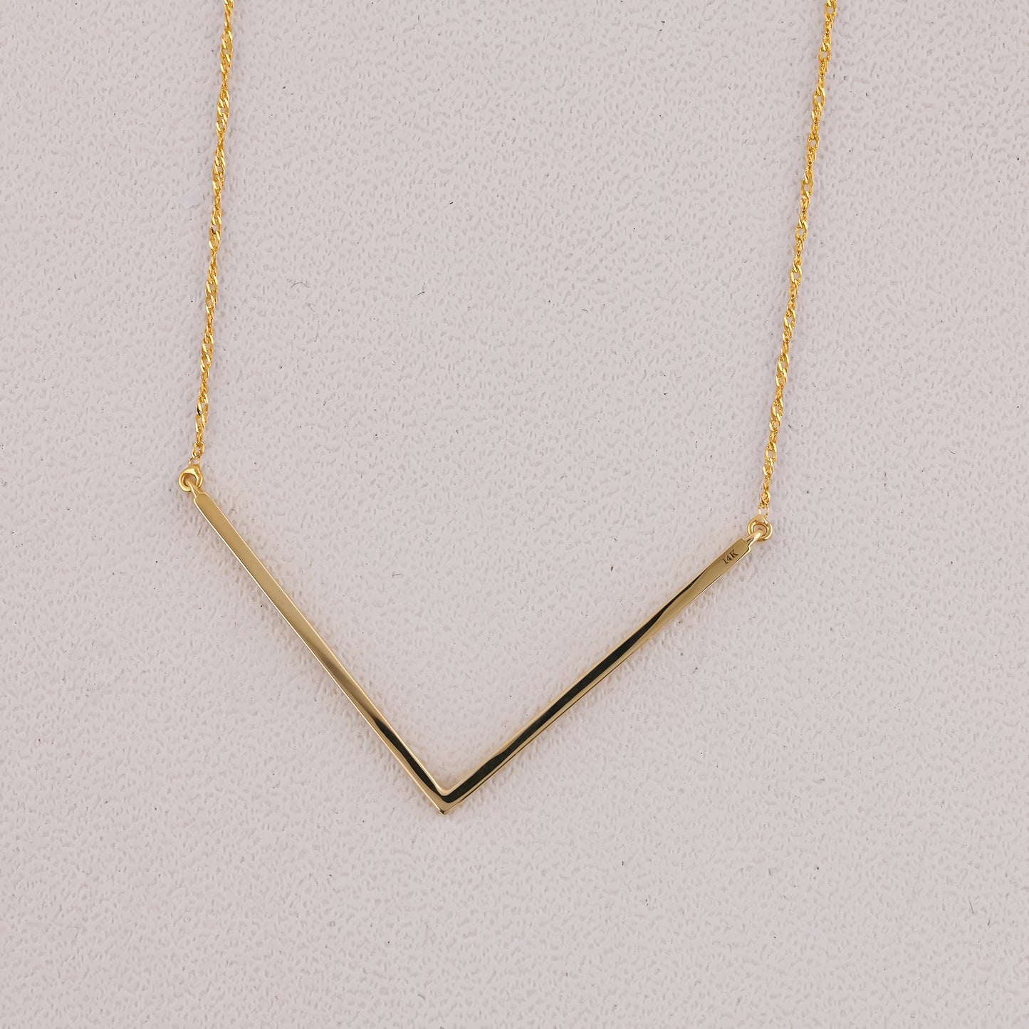 0.30CT Diamond Chevron Necklace for Woomen