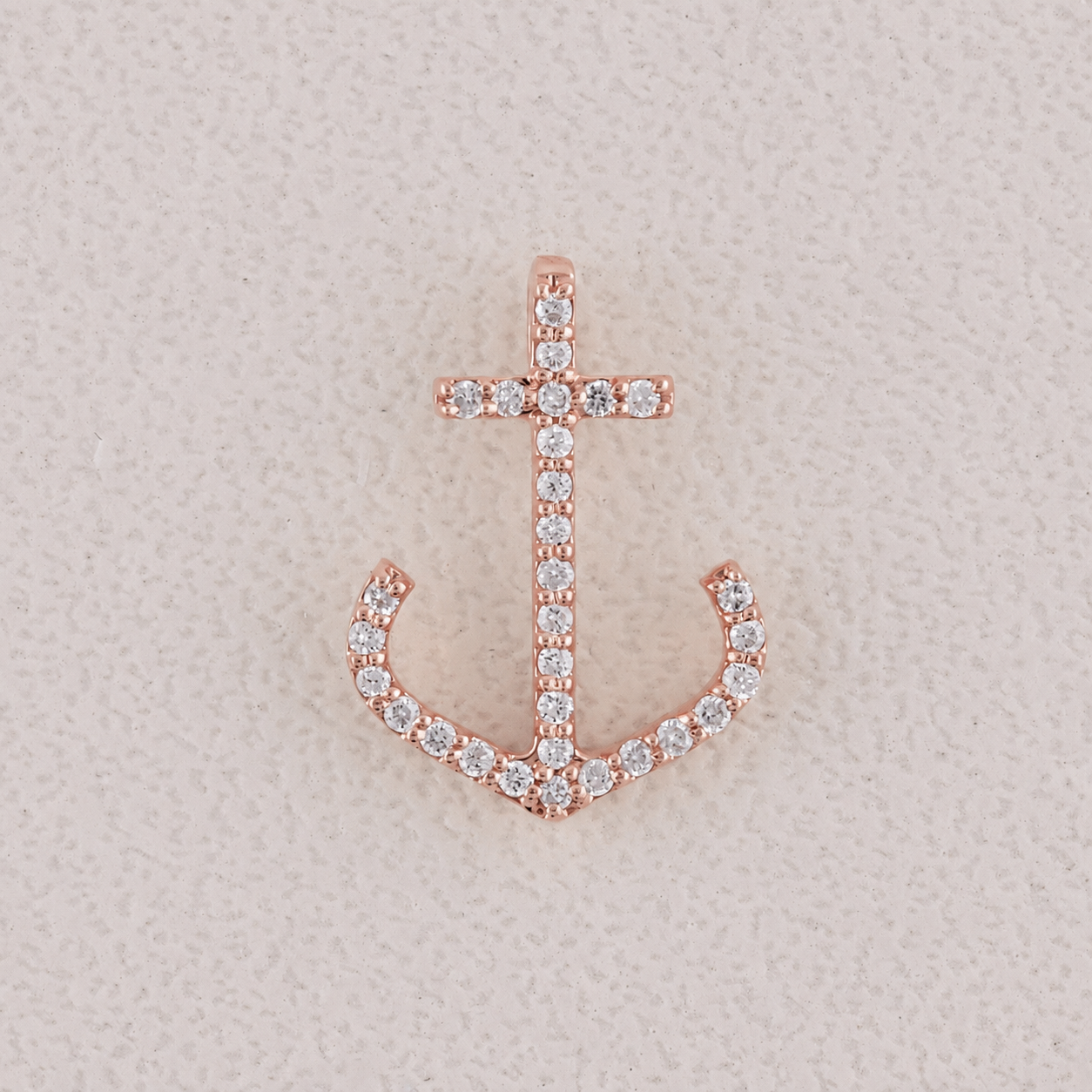 rose gold anchor pendant