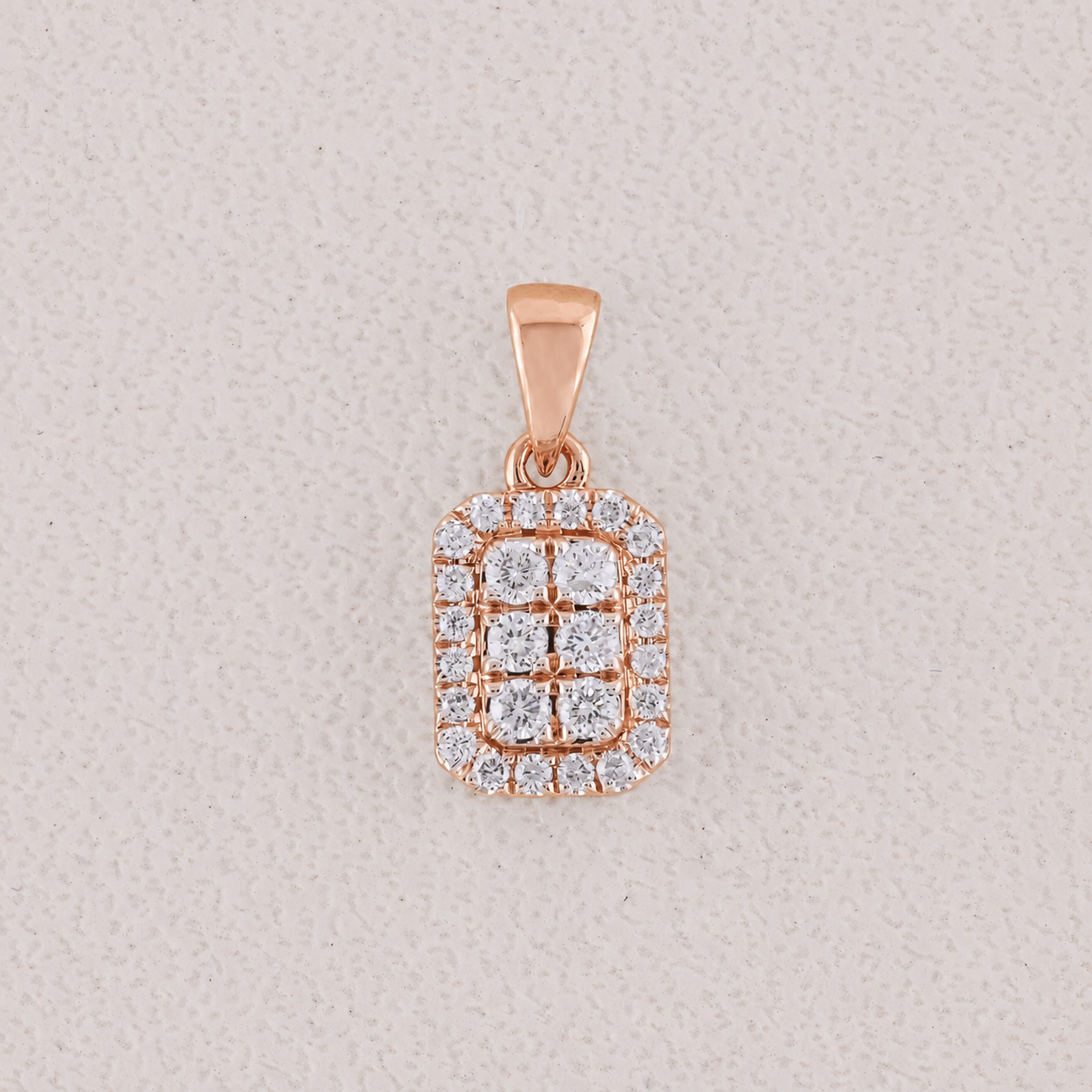 women’s diamond pendant