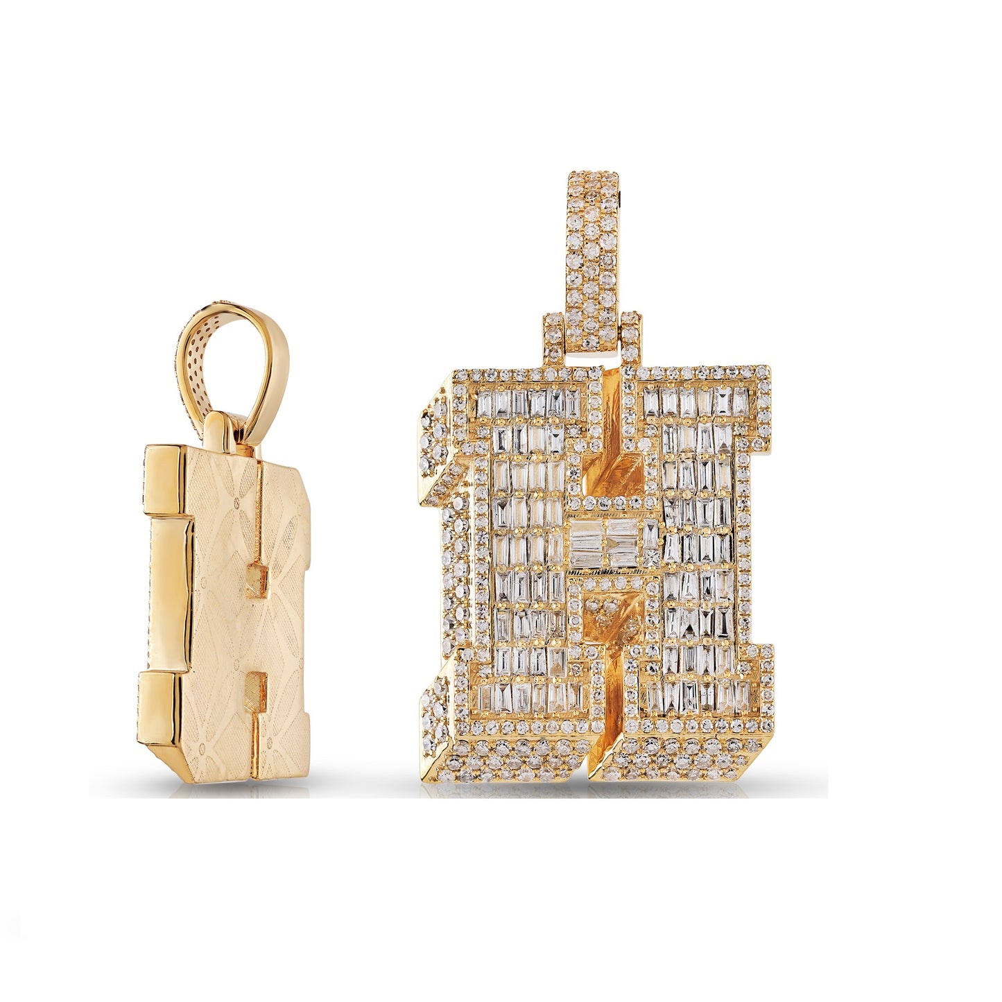 Initial Baguette & Round Diamond Pendant in Yellow Gold