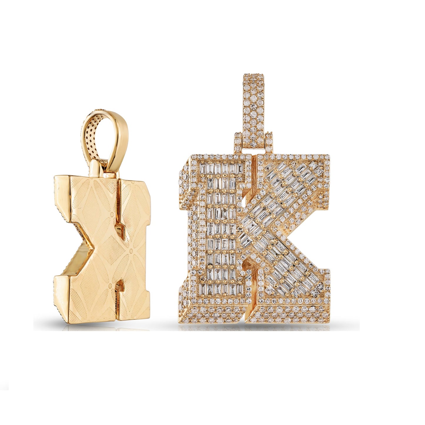 Initial Baguette & Round Diamond Pendant in Yellow Gold