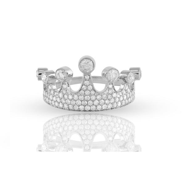 A 925 silver ring with a crown design adorned with round-cut cubic zirconia stones set against a white background.