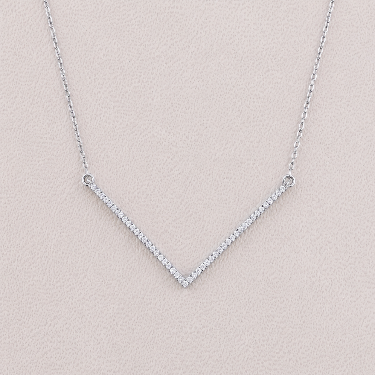 0.30CT Diamond Chevron Necklace for Woomen
