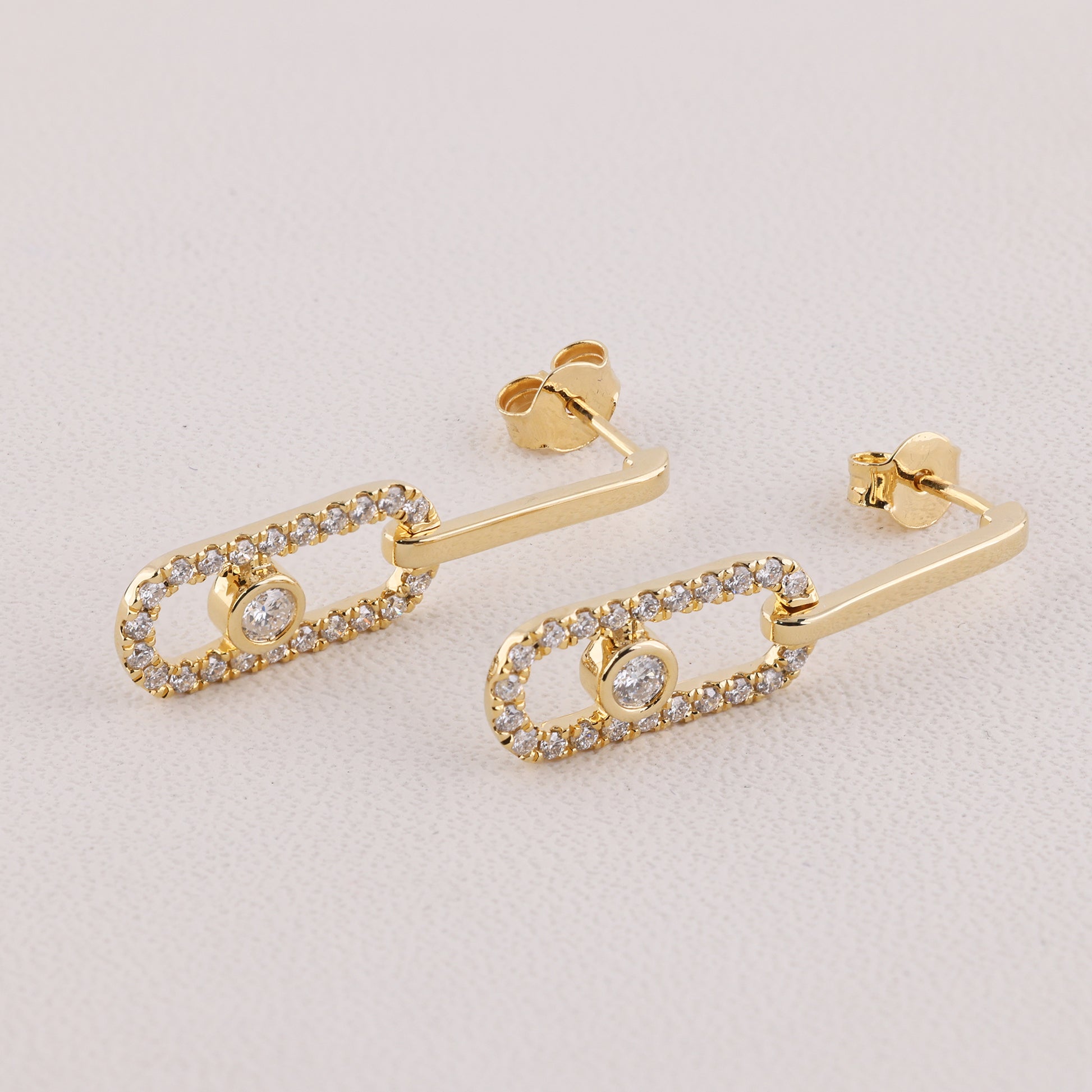 VS lab diamond earrings