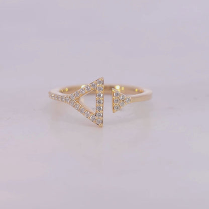 0.22CT Triangle Arrow Diamond Open Ring in Gold